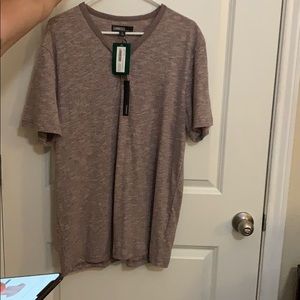 T-shirt from stitch fix, never worn